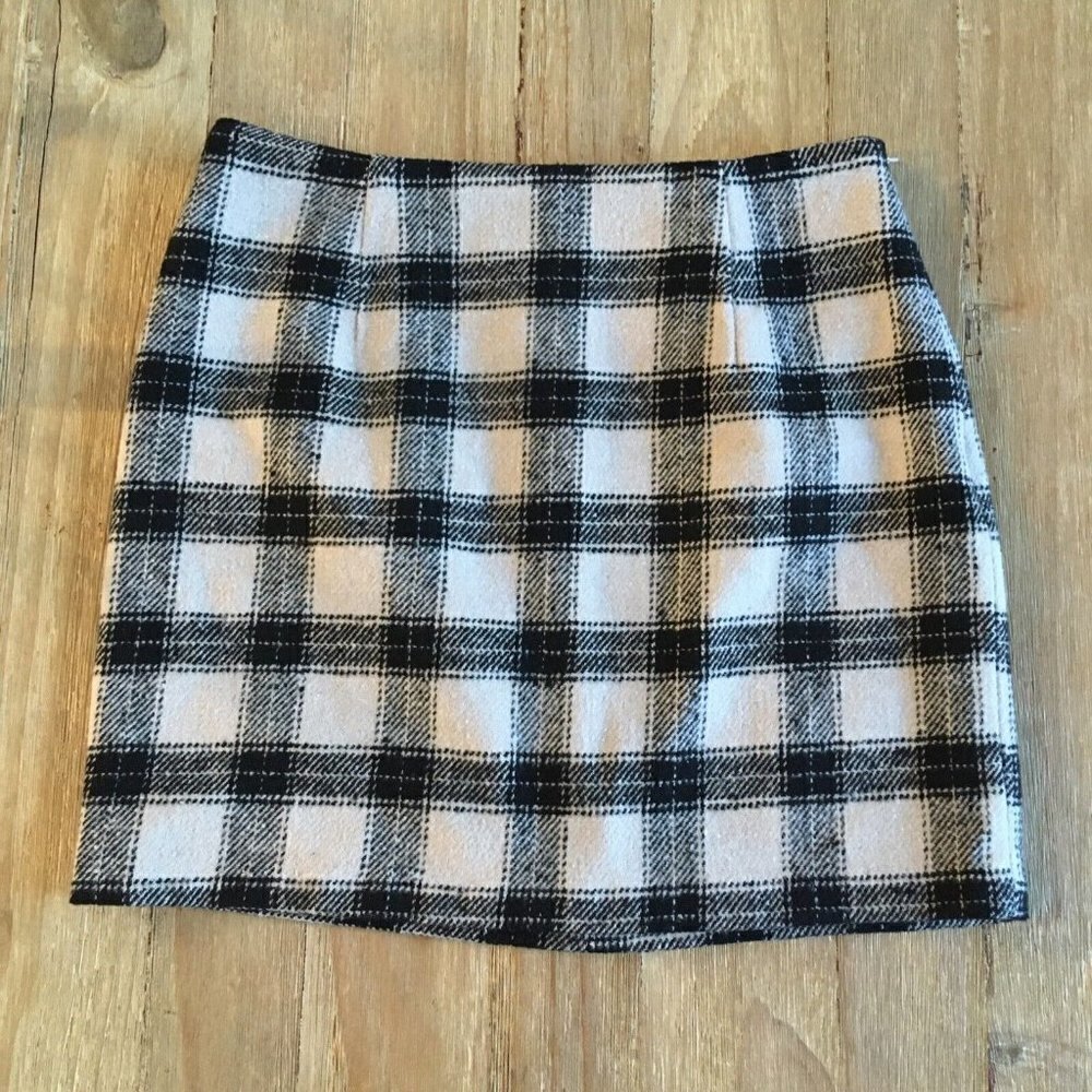 Forever 21 Womens Plaid Tweed Mini Skirt Academia Beige Black Side Zip Size S